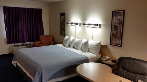 Days Inn by Wyndham Buena Park image 25