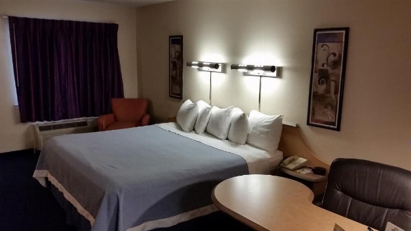 Days Inn by Wyndham Buena Park image 27